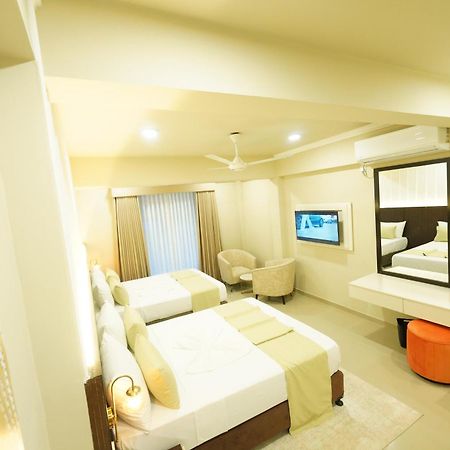 Hotel Grand Amanee Ratnapura Eksteriør billede