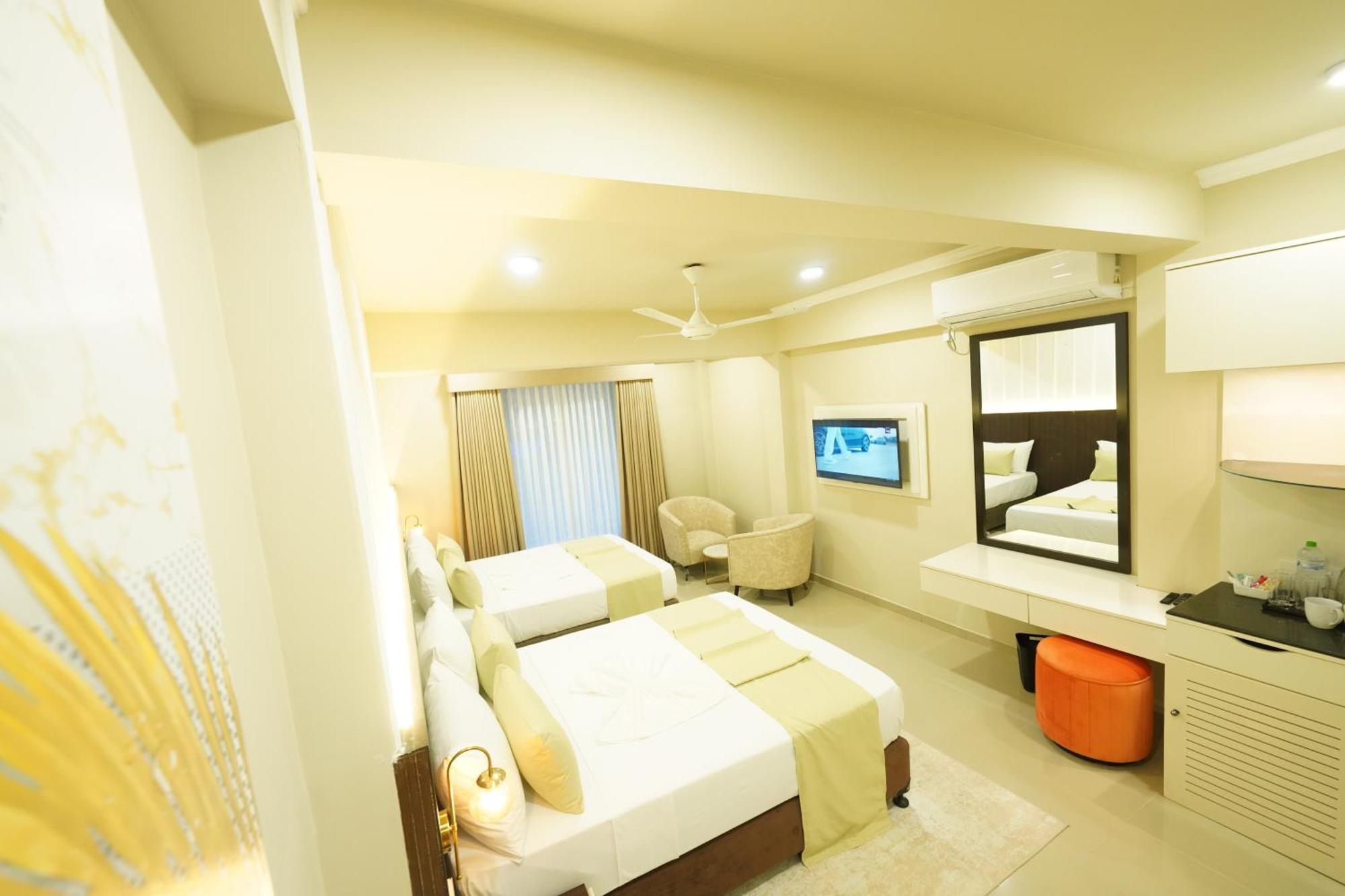 Hotel Grand Amanee Ratnapura Eksteriør billede