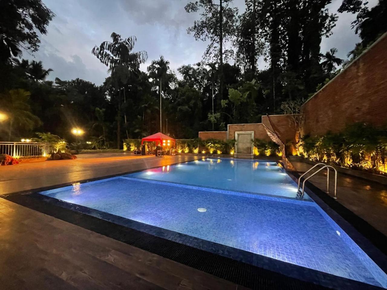 Hotel Grand Amanee Ratnapura Eksteriør billede