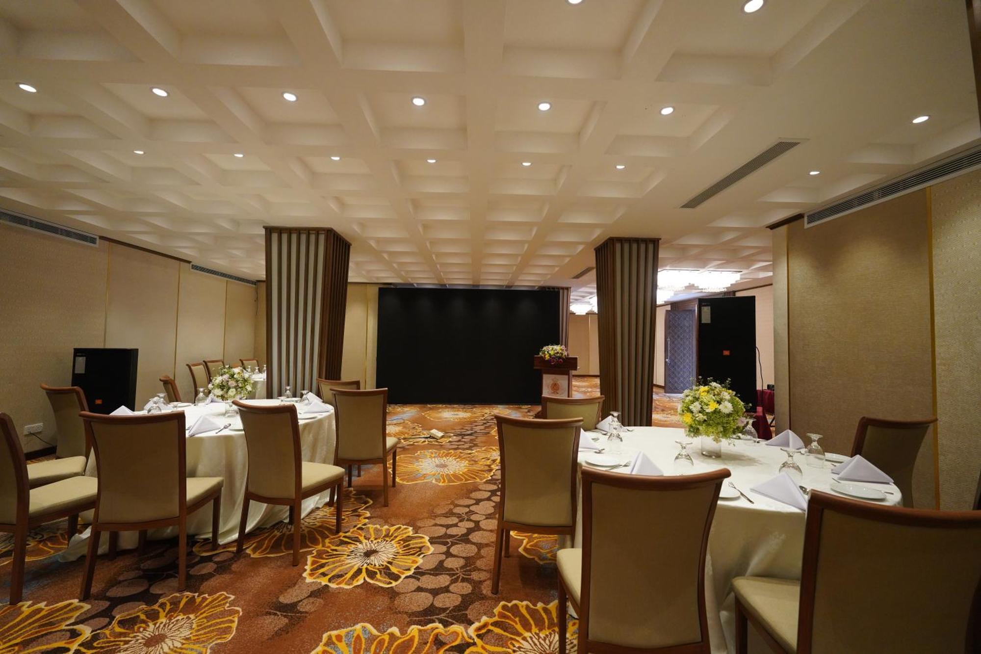 Hotel Grand Amanee Ratnapura Eksteriør billede