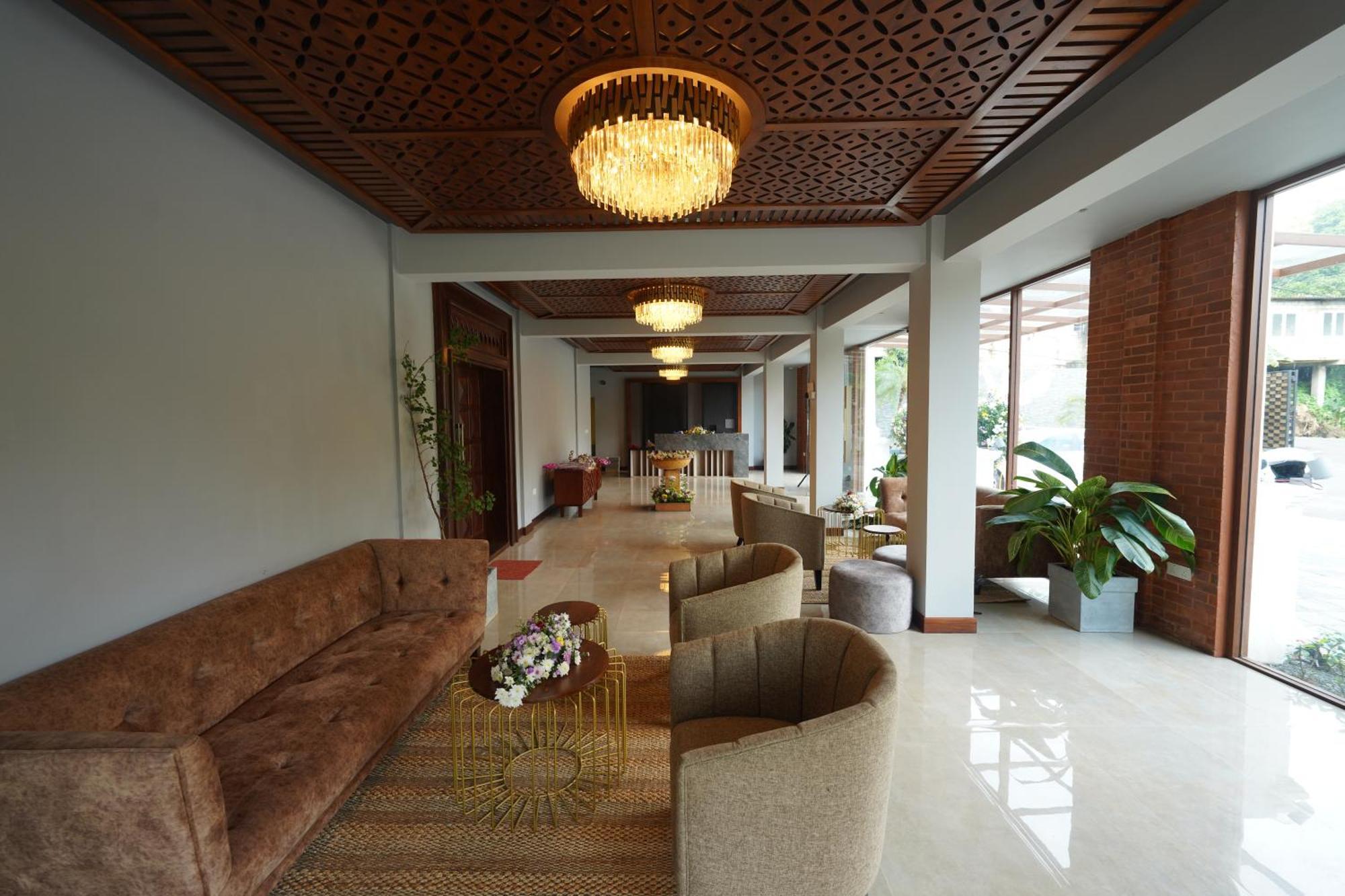 Hotel Grand Amanee Ratnapura Eksteriør billede